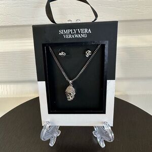 Simply Vera Wang Skull Pendant Necklace and Earring Set – NWT – Gunmetal